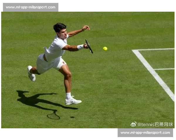 弗格尼尼温网谢幕战泪别网坛 阿尔卡拉斯暖心赠球衣圆爱子珍藏梦