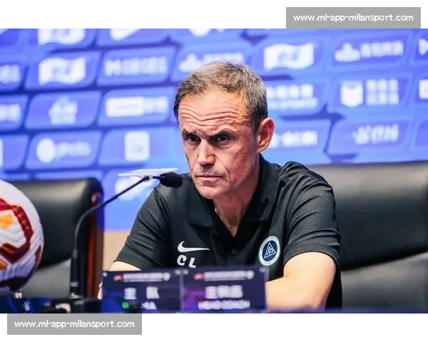 拉坦齐奥战术破解斯卢茨基,新鹏城针对性打法显成效